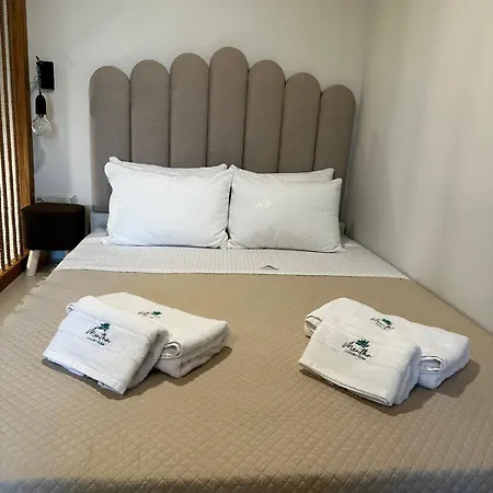 Mentha Luxury * Lefkogeia